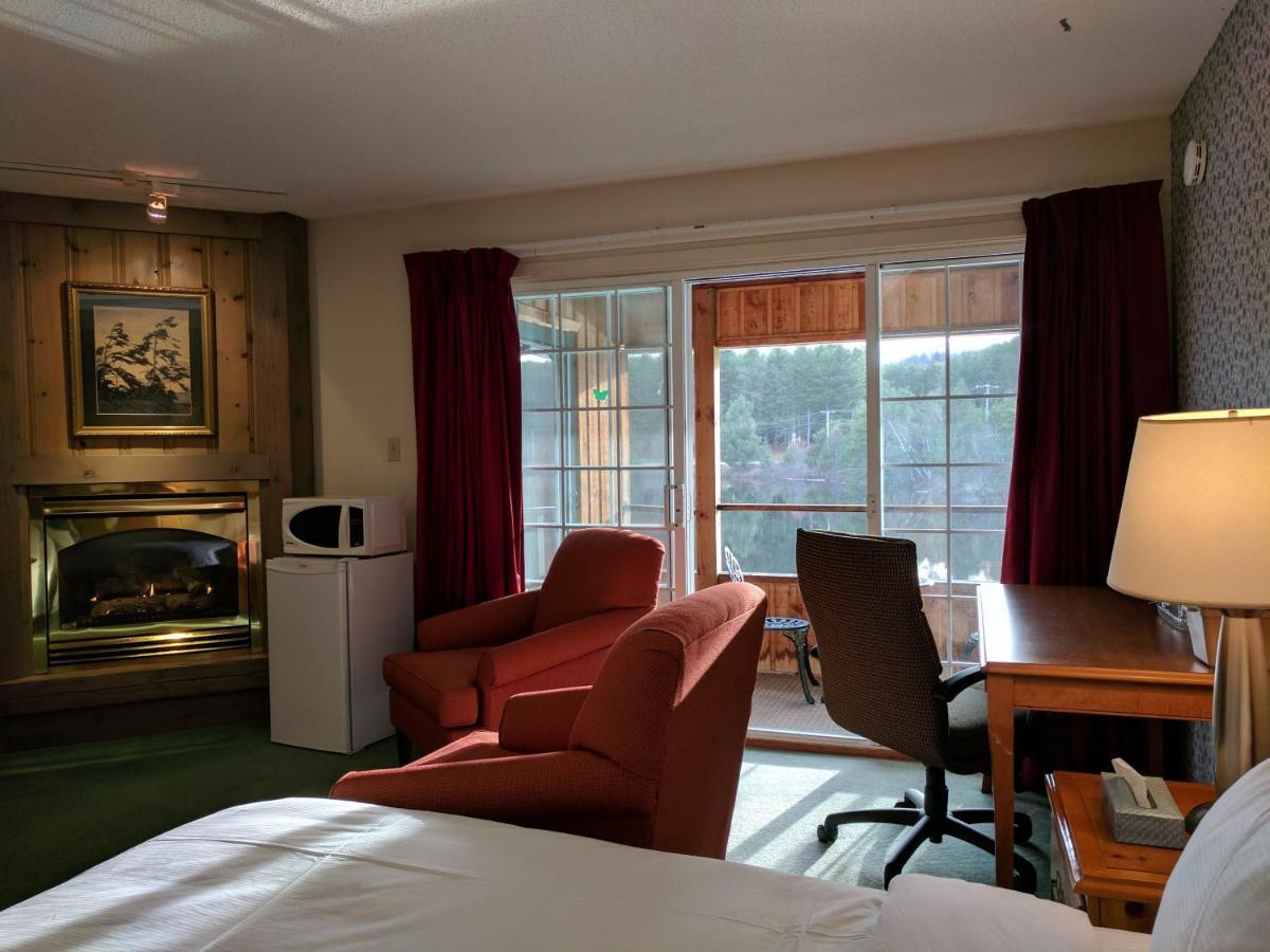 Algonquin Lakeside Inn Dwight Habitación foto