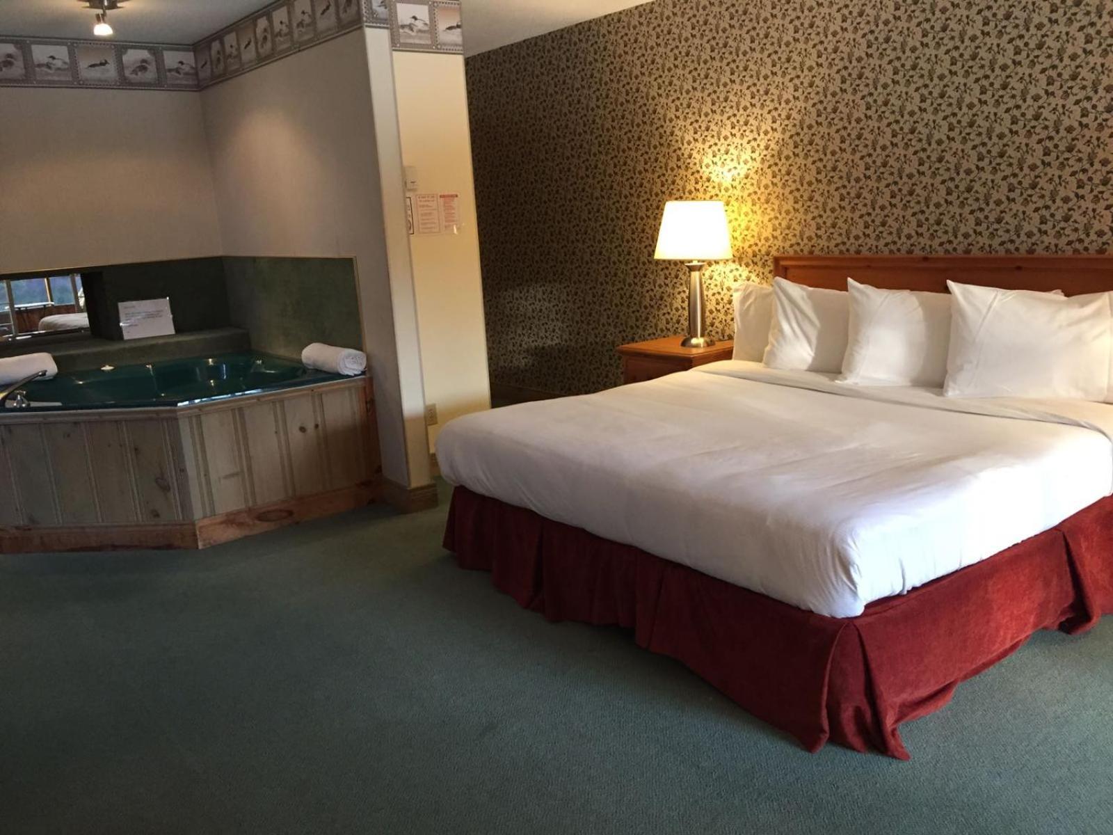 Algonquin Lakeside Inn Dwight Habitación foto